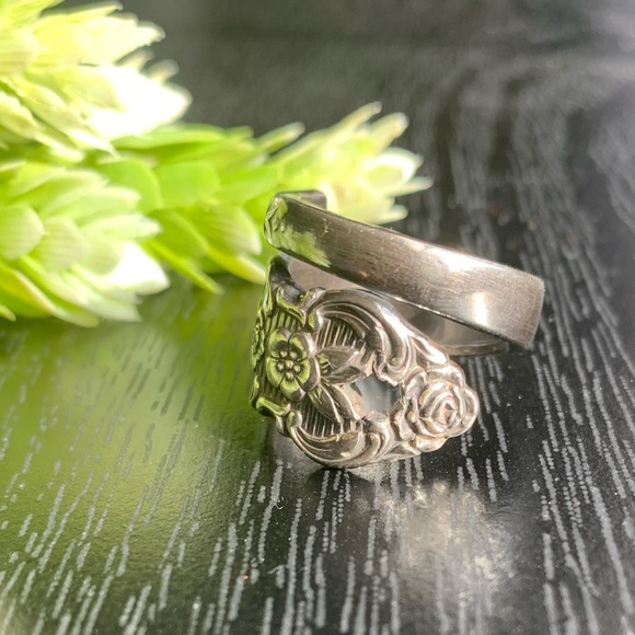 Vintage Spoon Ring Floral Flower Jewelry Bohemian Hippie - Picture 4 of 9